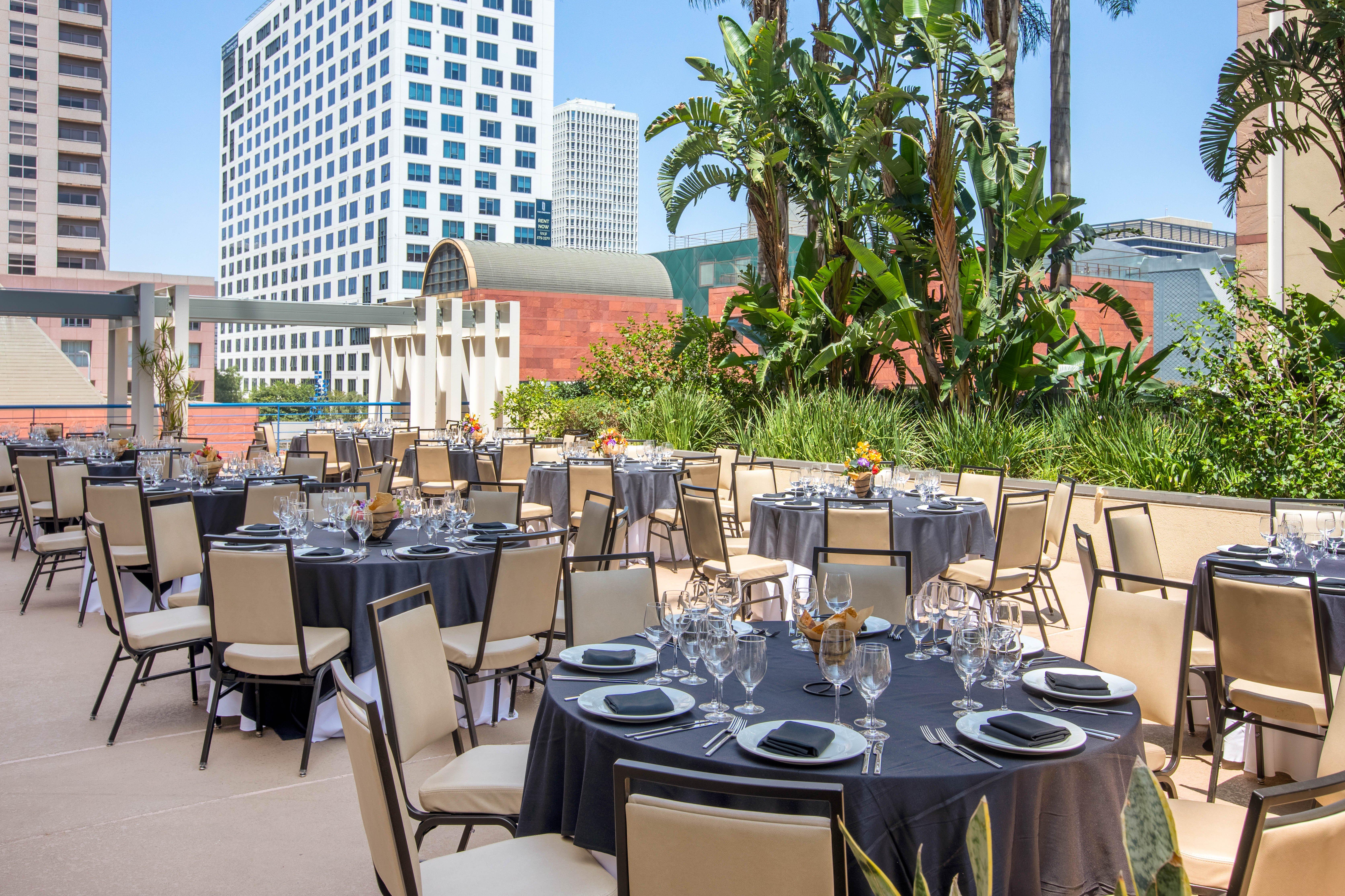 Omni Angeles 4*