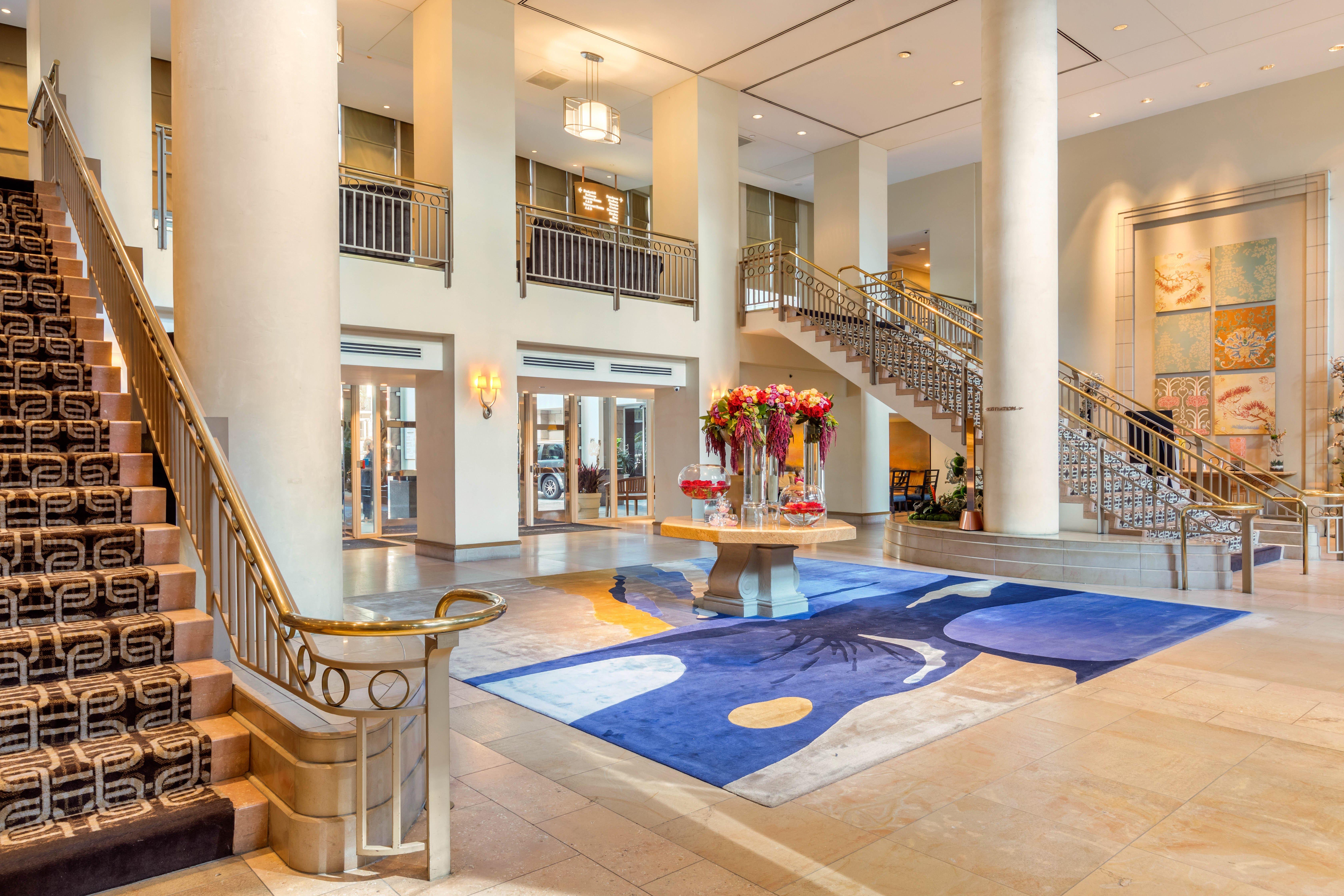 Omni Angeles Hotel 4*